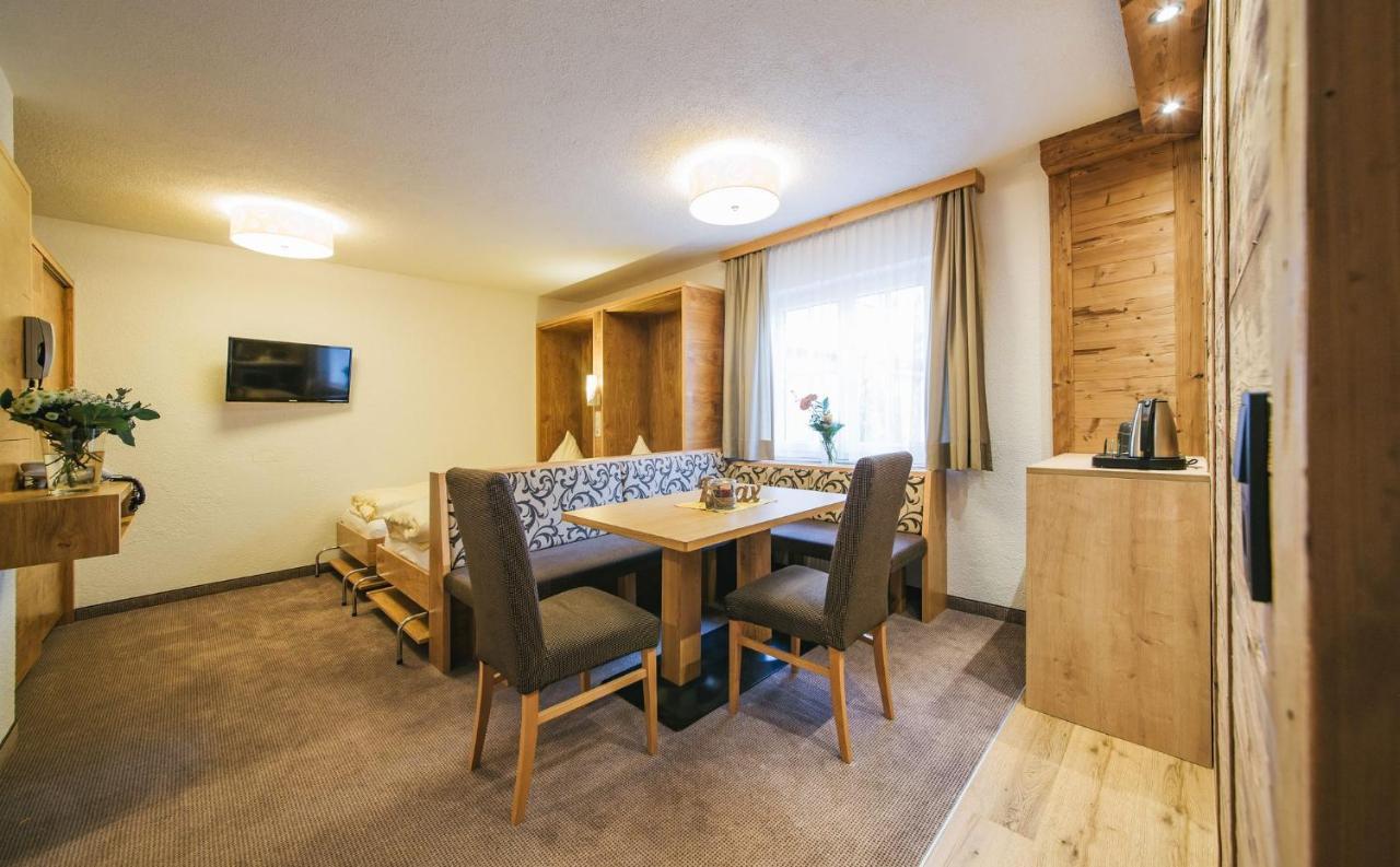 Arlen Lodge Hotel Inkl Premium Karte Im Sommer 장크트안톤암아를베르크 외부 사진