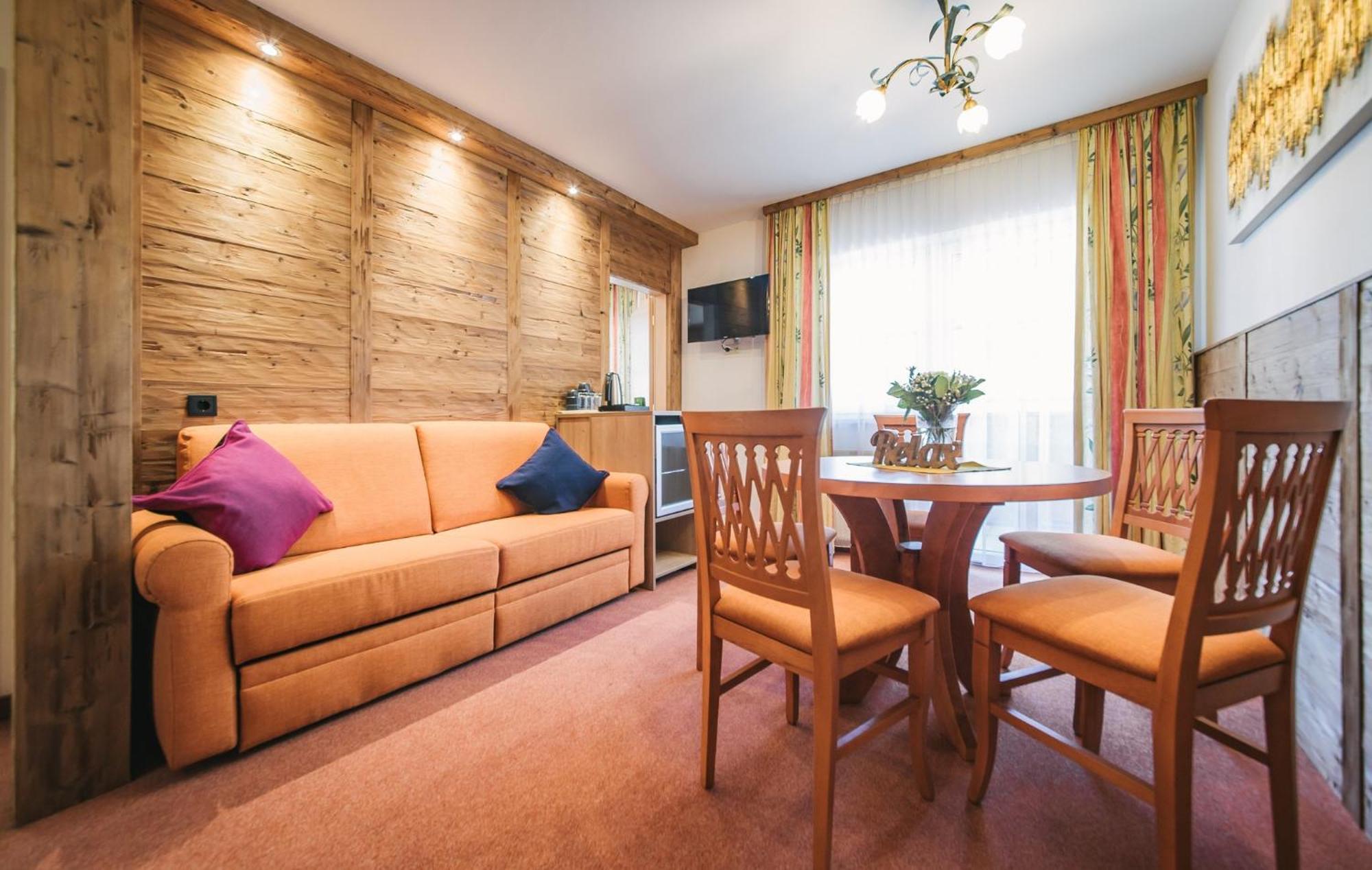 Arlen Lodge Hotel Inkl Premium Karte Im Sommer 장크트안톤암아를베르크 외부 사진