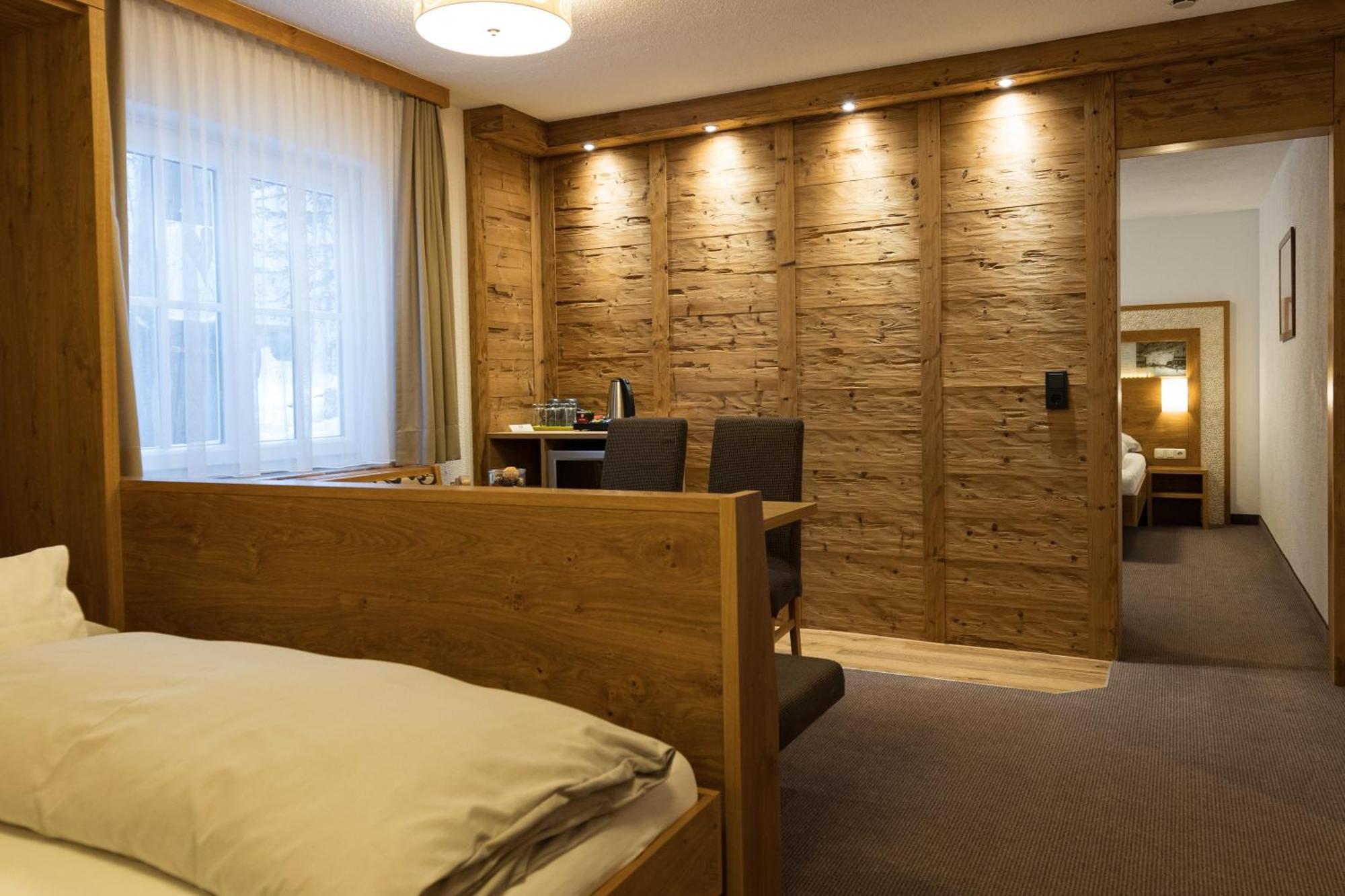 Arlen Lodge Hotel Inkl Premium Karte Im Sommer 장크트안톤암아를베르크 외부 사진
